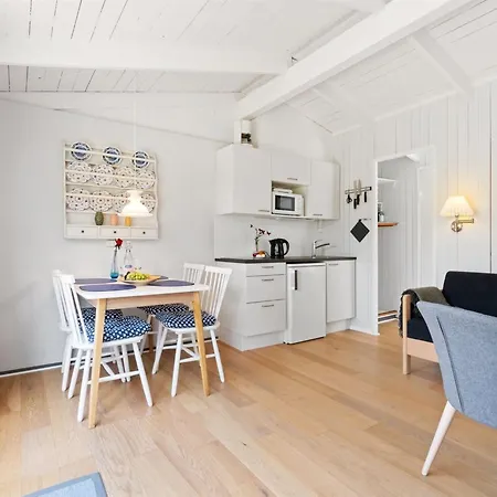 Kjera - 200m From The Sea By Interhome Apartamento Allinge-Sandvig